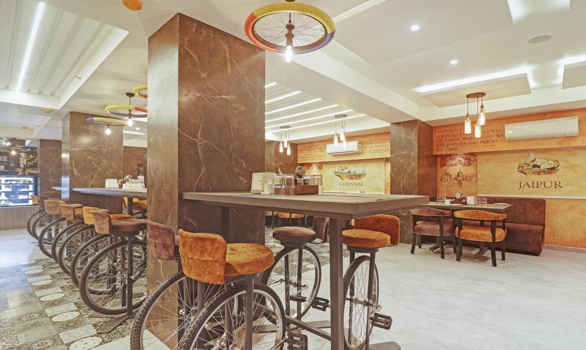 Treebo Premium Seven Lake View Hyderabad Exterior photo
